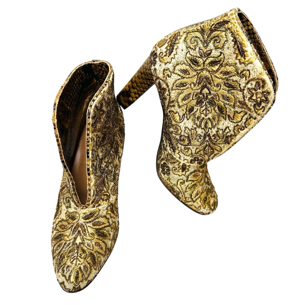FRATELLI ROSSETTI RARE VINTAGE BEADED,EMBROIDERED, PYTHON ANKLE BOOTS.